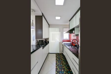 Apartamento à venda com 92m², 2 quartos e 2 vagas Apartamento à venda com 92m², 2 quartos e 2 vagasCozinha