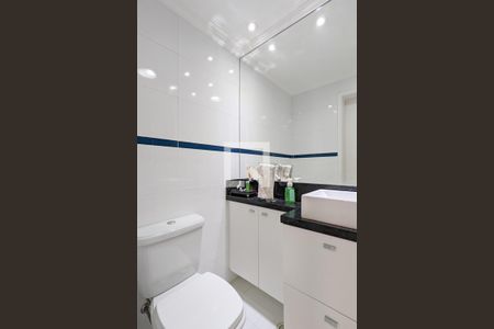 Apartamento à venda com 92m², 2 quartos e 2 vagas Apartamento à venda com 92m², 2 quartos e 2 vagasBanheiro