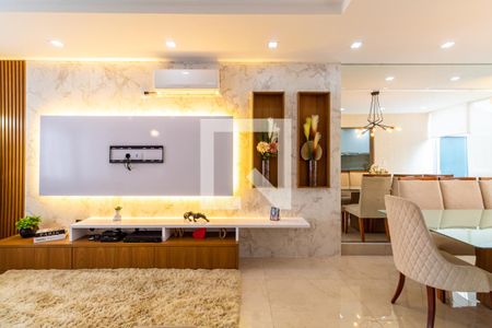 Sala de casa de condomínio à venda com 3 quartos, 245m² em Parque Renato Maia, Guarulhos