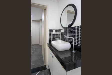 Apartamento à venda com 67m², 2 quartos e 1 vagaBanheiro da Suíte