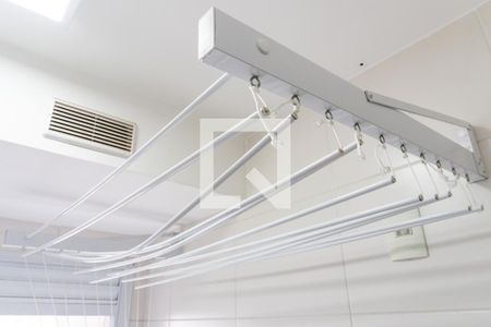 Apartamento para alugar com 76m², 2 quartos e 1 vaga Apartamento para alugar com 76m², 2 quartos e 1 vagaÁrea de Serviço Detalhe