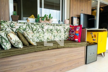 Sacada de apartamento à venda com 2 quartos, 76m² em Vila Guarani (z Sul), São Paulo