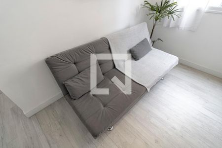 Apartamento para alugar com 40m², 2 quartos e sem vaga Apartamento para alugar com 40m², 2 quartos e sem vagaSala - Sofá