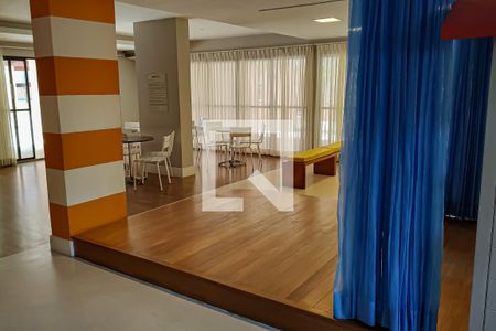 Apartamento para alugar com 95m², 3 quartos e 1 vagasalao