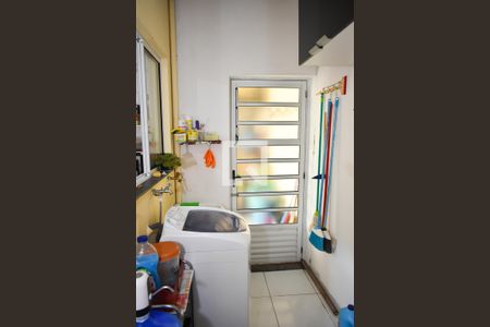 Casa de condomínio para alugar com 125m², 3 quartos e 3 vagas Casa de condomínio para alugar com 125m², 3 quartos e 3 vagasLavanderia