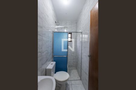 Banheiro Social de casa para alugar com 1 quarto, 26m² em Vila Esperança, São Paulo