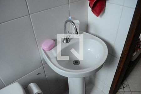 Quarto 1 com banheiro de casa para alugar com 3 quartos, 130m² em Itapuã, Salvador
