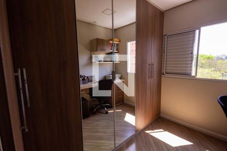 Casa à venda com 90m², 3 quartos e 2 vagasEscritório