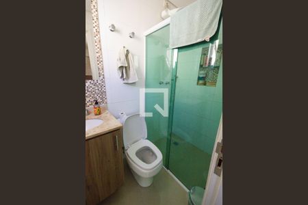 Casa à venda com 90m², 3 quartos e 2 vagasBanheiro da Suíte