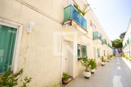 Casa à venda com 90m², 3 quartos e 2 vagasFachada do bloco