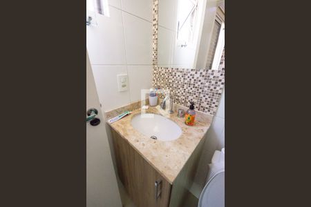 Casa à venda com 90m², 3 quartos e 2 vagasBanheiro da Suíte