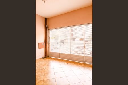 Garagem de casa à venda com 4 quartos, 219m² em Parque João Ramalho, Santo André