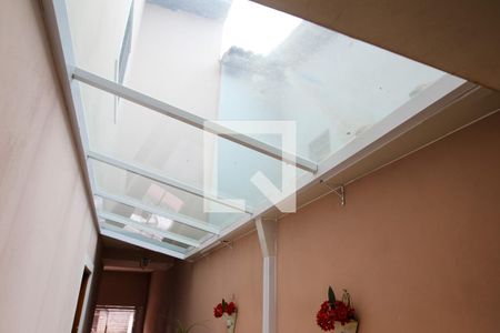 Quintal de casa à venda com 4 quartos, 219m² em Parque João Ramalho, Santo André