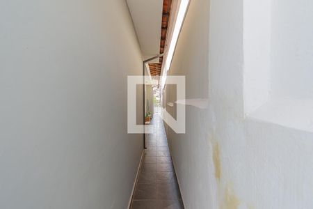 Casa à venda com 130m², 3 quartos e 3 vagasCorredor
