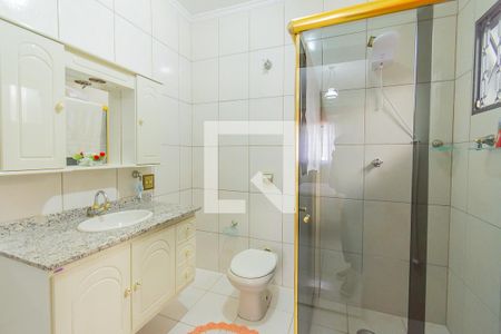 Casa à venda com 130m², 3 quartos e 3 vagasBanheiro da Suíte