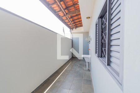 Casa à venda com 130m², 3 quartos e 3 vagasÁrea de Serviço