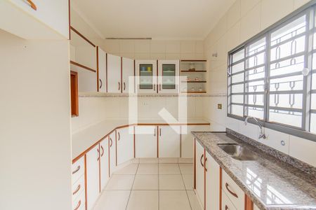 Casa à venda com 130m², 3 quartos e 3 vagasCozinha