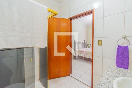 Casa à venda com 130m², 3 quartos e 3 vagasBanheiro da Suíte
