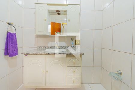 Casa à venda com 130m², 3 quartos e 3 vagasBanheiro da Suíte