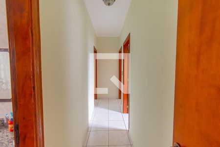 Casa à venda com 130m², 3 quartos e 3 vagasCorredor