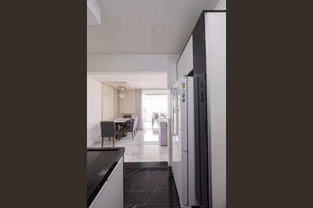 Apartamento à venda com 102m², 3 quartos e 2 vagas Apartamento à venda com 102m², 3 quartos e 2 vagasCozinha