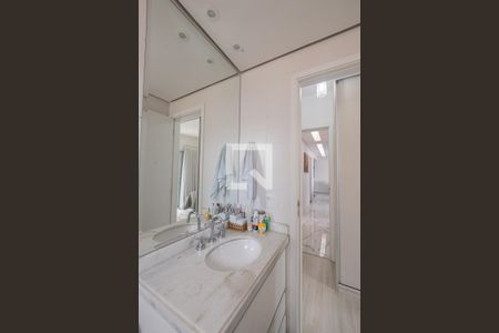 Apartamento à venda com 102m², 3 quartos e 2 vagas Apartamento à venda com 102m², 3 quartos e 2 vagasSuite