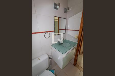 Apartamento para alugar com 57m², 2 quartos e 1 vaga Apartamento para alugar com 57m², 2 quartos e 1 vagaBanheiro Corredor