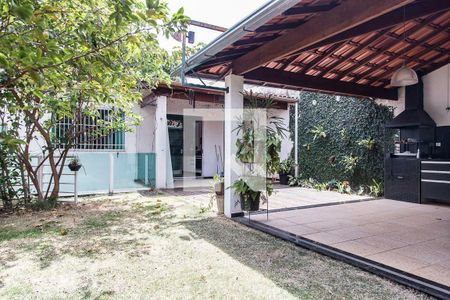 Casa à venda com 350m², 3 quartos e 3 vagas