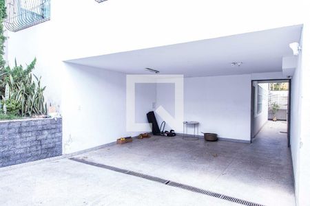 Casa à venda com 350m², 3 quartos e 3 vagas