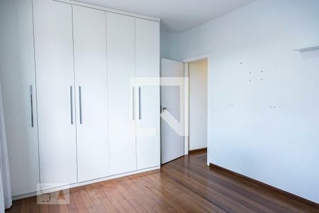 Casa à venda com 350m², 3 quartos e 3 vagas