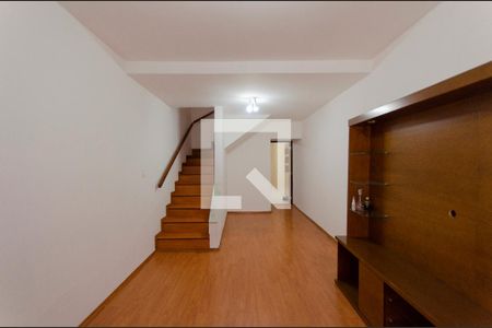 Sala de casa à venda com 4 quartos, 137m² em Vila Granada, São Paulo