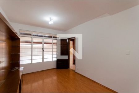 Sala de casa à venda com 4 quartos, 137m² em Vila Granada, São Paulo