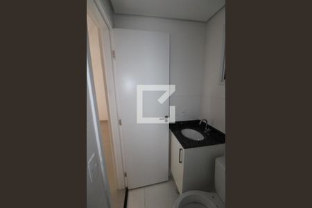Banheiro de apartamento para alugar com 1 quarto, 32m² em São Lucas, São Paulo
