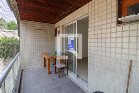 Apartamento para alugar com 80m², 2 quartos e 1 vaga Apartamento para alugar com 80m², 2 quartos e 1 vagaVaranda da Sala