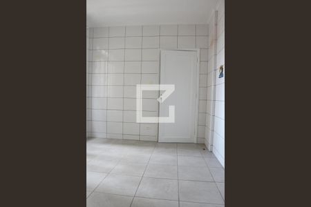 Cozinha de apartamento para alugar com 2 quartos, 100m² em Itararé, São Vicente
