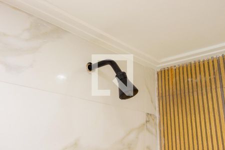 Apartamento para alugar com 33m², 1 quarto e sem vaga Apartamento para alugar com 33m², 1 quarto e sem vagaDetalhe - Banheiro