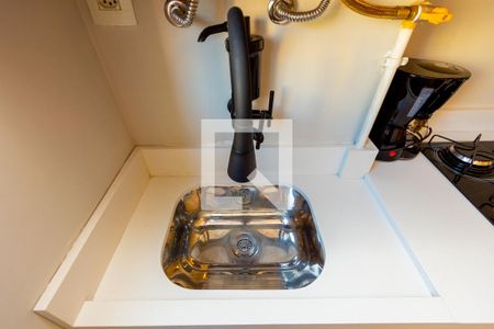 Apartamento para alugar com 33m², 1 quarto e sem vaga Apartamento para alugar com 33m², 1 quarto e sem vagaDetalhe - Cozinha