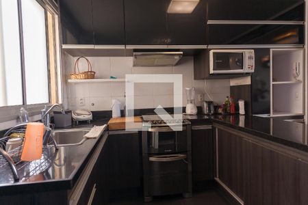 Apartamento à venda com 104m², 2 quartos e 2 vagasCozinha