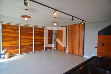 Casa à venda com 170m², 3 quartos e 3 vagasGaragem