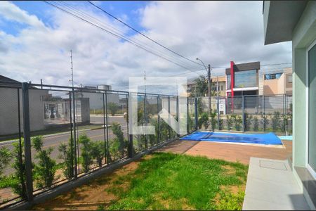 Casa à venda com 170m², 3 quartos e 3 vagasPátio