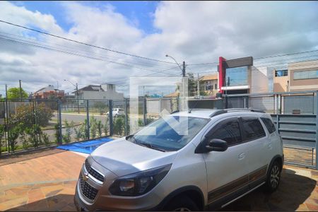 Casa à venda com 170m², 3 quartos e 3 vagasPátio