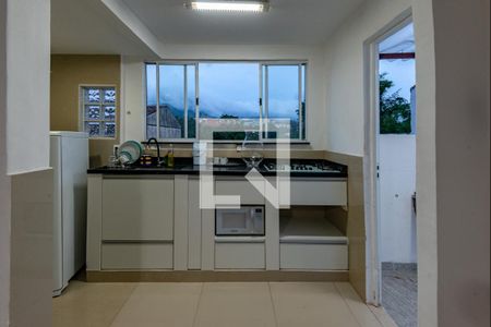 Casa de condomínio à venda com 80m², 2 quartos e sem vagaCozinha