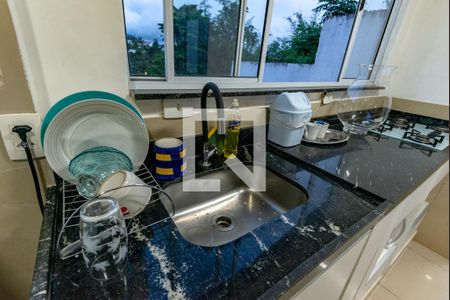 Casa de condomínio à venda com 80m², 2 quartos e sem vagaCozinha