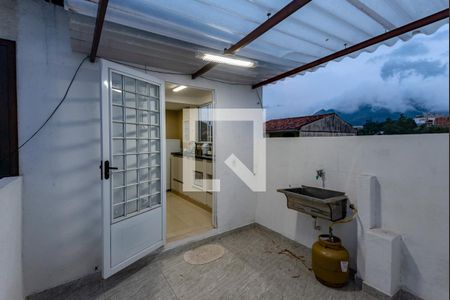 Casa de condomínio à venda com 80m², 2 quartos e sem vagaÁrea de Serviço