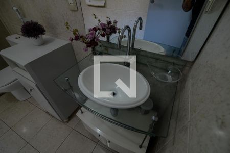 Casa para alugar com 180m², 2 quartos e sem vaga Casa para alugar com 180m², 2 quartos e sem vagaBanheiro Social