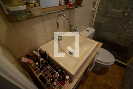 Banheiro da Suíte 1 de casa para alugar com 2 quartos, 180m² em Praça da Bandeira, Rio de Janeiro