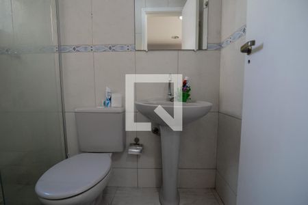 Casa para alugar com 180m², 2 quartos e sem vaga Casa para alugar com 180m², 2 quartos e sem vagaBanheiro da Suíte 2