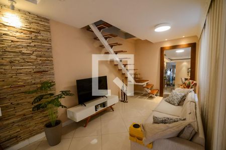 Sala de casa para alugar com 2 quartos, 180m² em Praça da Bandeira, Rio de Janeiro