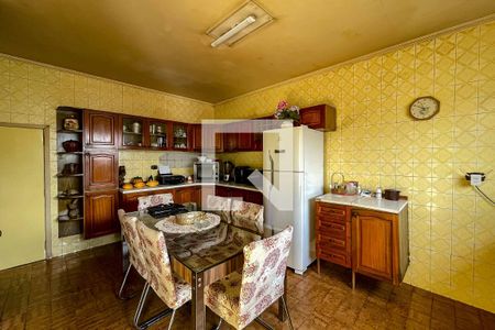 Casa à venda com 125m², 3 quartos e 3 vagas Casa à venda com 125m², 3 quartos e 3 vagasCozinha