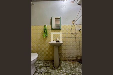 Casa à venda com 125m², 3 quartos e 3 vagas Casa à venda com 125m², 3 quartos e 3 vagasBanheiro de Serviço